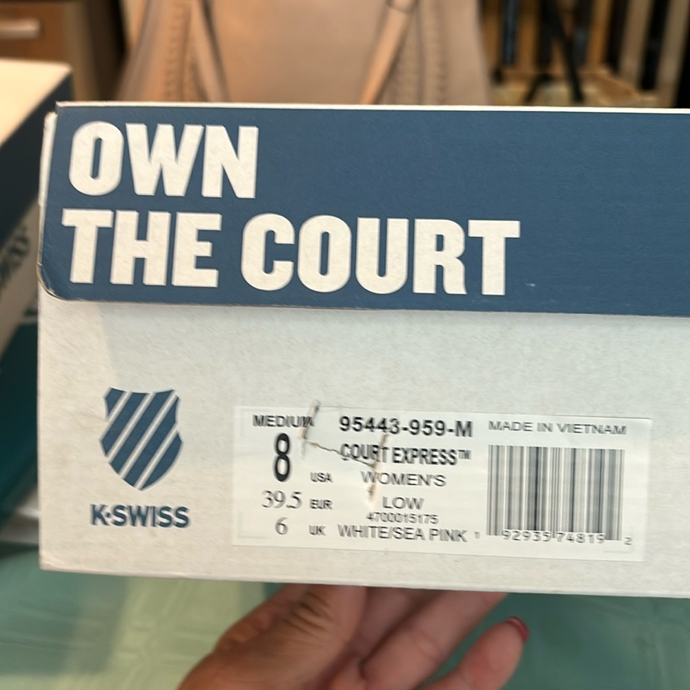 Tennis /  pickleball shoes